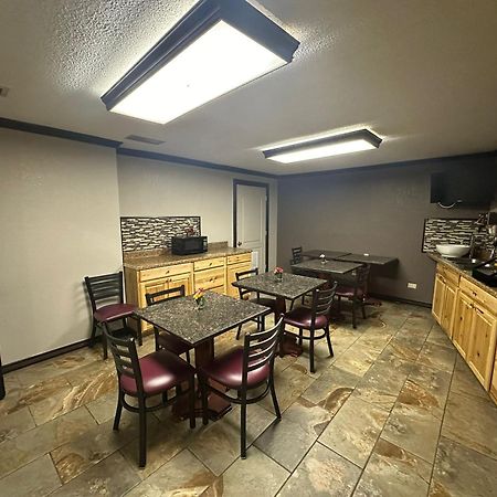 Super 8 By Wyndham Athens Tx Ξενοδοχείο Εξωτερικό φωτογραφία