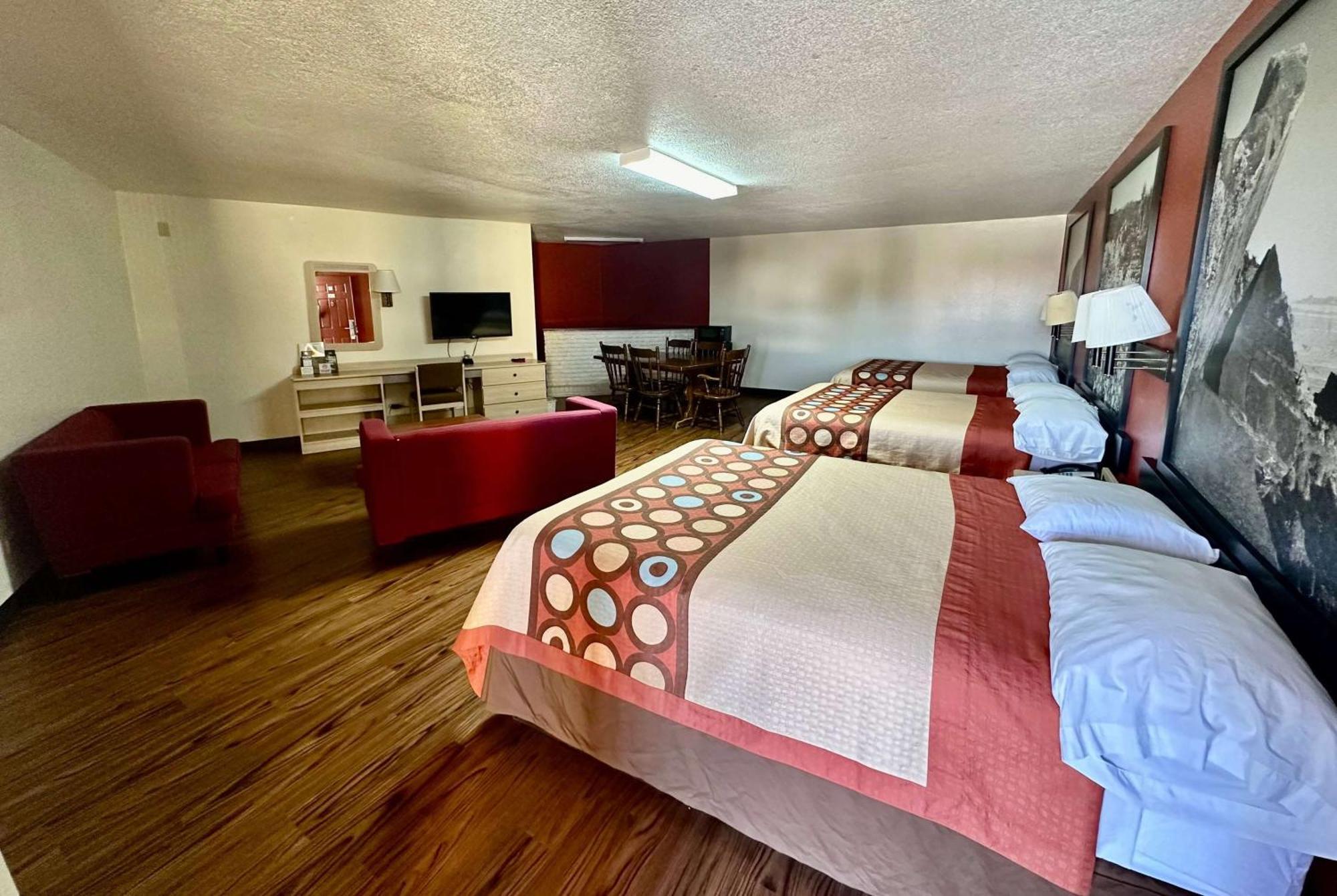 Super 8 By Wyndham Athens Tx Ξενοδοχείο Εξωτερικό φωτογραφία